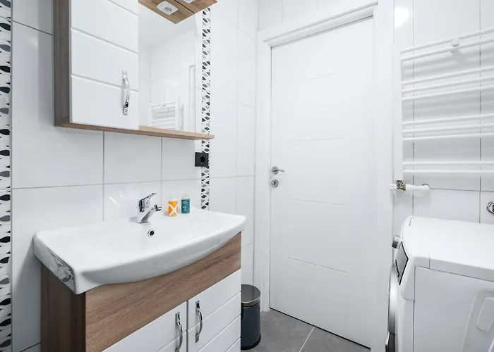 Stylish City Apartment High-Speed Wif Elevator Apartment